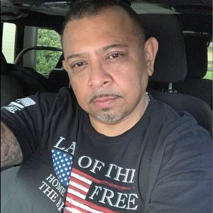 Meet your Posher, Sal